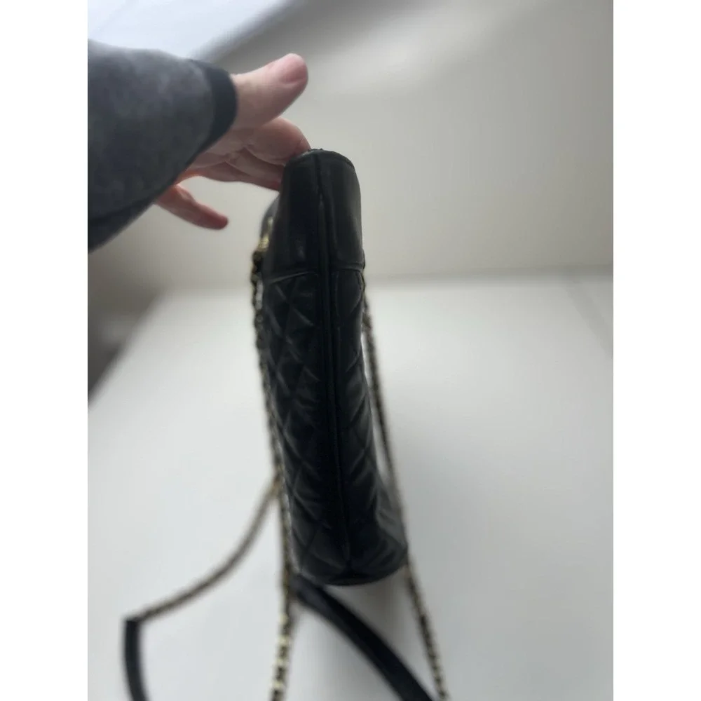 Koret Vintage Black Leather Quilted Shoulder Handbag Tassel Chain Straps